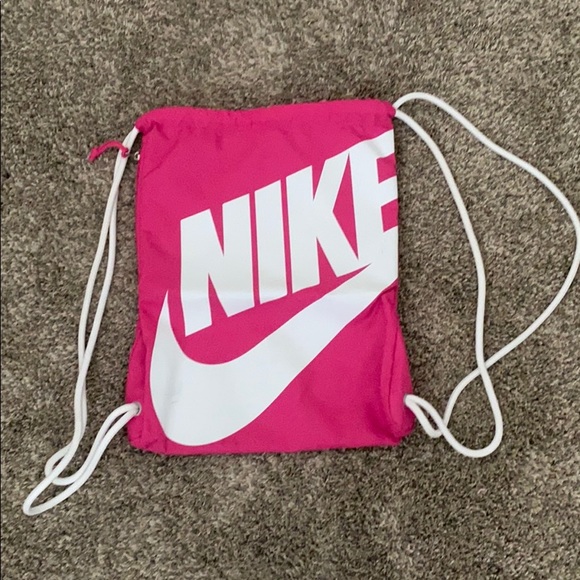 nike drawstring bag price